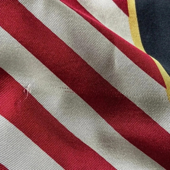 Yuki  Torii | Scarf - Picture 5 of 5